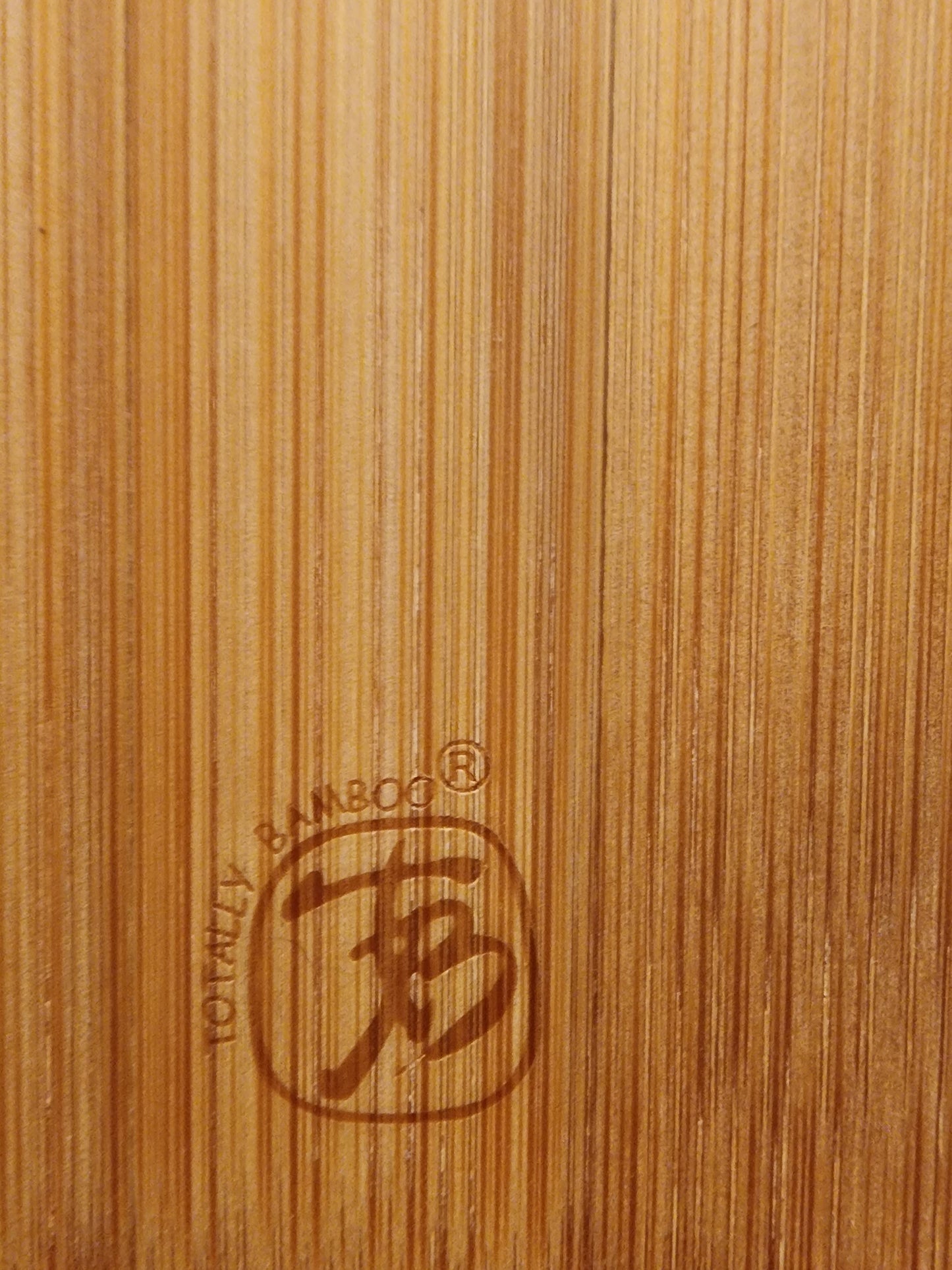 Bamboo shaped tiger paw cutting board